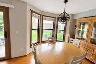 2807 Brighton Ct, Westchester, IL 60154 - Photo 4