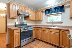 1889 McRae Ln, Mundelein, IL 60060 - Photo 12