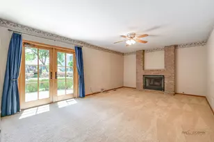 1889 McRae Ln, Mundelein, IL 60060 - Photo 22