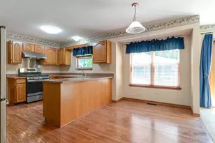 1889 McRae Ln, Mundelein, IL 60060 - Photo 18