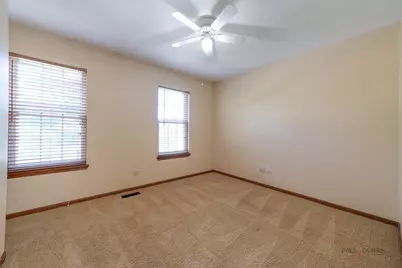 1889 McRae Lane, Mundelein, IL 60060 - Photo 32