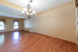 1889 McRae Ln, Mundelein, IL 60060 - Photo 8