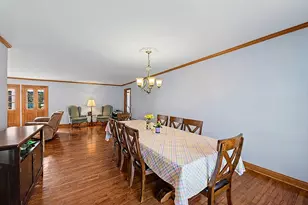 715 N Green St, McHenry, IL 60050 - Photo 8