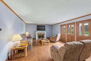715 N Green St, McHenry, IL 60050 - Photo 4