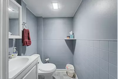 715 N Green Street, McHenry, IL 60050 - Photo 24
