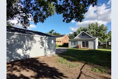 604 Frances Avenue, Loves Park, IL 61111 - Photo 6