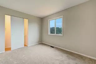 121 Heath Pl, Westmont, IL 60559 - Photo 20