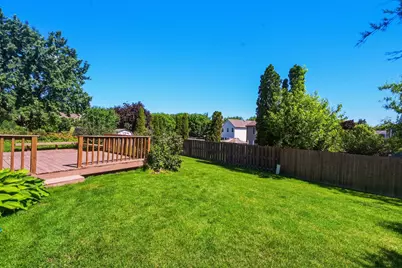 121 Heath Place, Westmont, IL 60559 - Photo 26