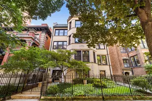 635 W Sheridan Rd, Chicago, IL 60613 - Photo 2
