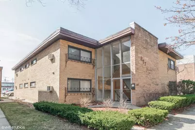 257 Washington Boulevard #7, Oak Park, IL 60302 - Photo 1