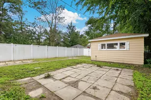 12242 S Normal Ave, Chicago, IL 60628 - Photo 24