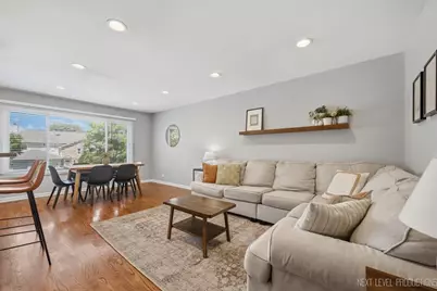 27W403 Melrose Lane, Winfield, IL 60190 - Photo 2
