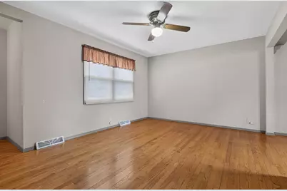 209 A Street, Genoa, IL 60135 - Photo 4