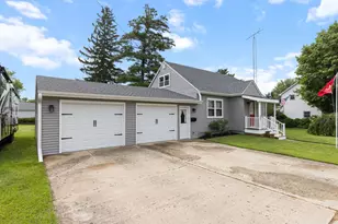 209 A St, Genoa, IL 60135 - Photo 2