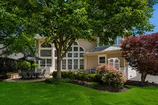 1534 Constitution Dr, Glenview, IL 60026 - Photo 36