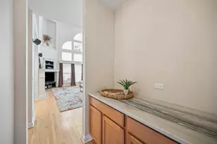 1534 Constitution Dr, Glenview, IL 60026 - Photo 16