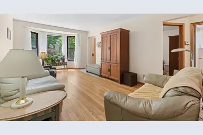 2009 Keeney Street, Evanston, IL 60202 - Photo 4