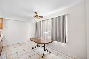6209 N Caldwell Ave, Chicago, IL 60646 - Photo 8
