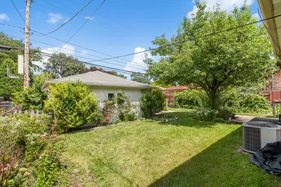 6209 N Caldwell Avenue, Chicago, IL 60646 - Photo 22