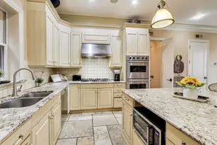 1919 S Prairie Ave, Chicago, IL 60616 - Photo 8