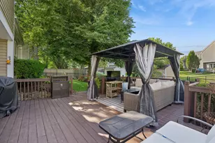 1464 Leeward Ct, Grayslake, IL 60030 - Photo 18