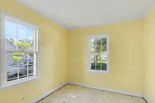 1424 Pine Grove Ave, Round Lake Beach, IL 60073 - Photo 10