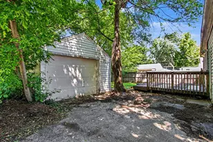 1424 Pine Grove Ave, Round Lake Beach, IL 60073 - Photo 14