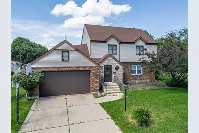1300 Wolff Avenue, Elgin, IL 60123 - Photo 1