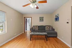 1300 Wolff Ave, Elgin, IL 60123 - Photo 26
