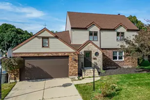 1300 Wolff Ave, Elgin, IL 60123 - Photo 20