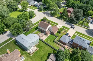 1300 Wolff Ave, Elgin, IL 60123 - Photo 12