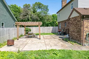 1300 Wolff Ave, Elgin, IL 60123 - Photo 10