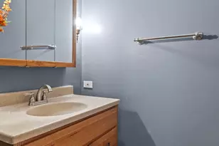 1300 Wolff Ave, Elgin, IL 60123 - Photo 34