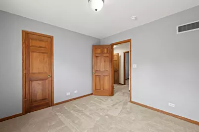 1300 Wolff Avenue, Elgin, IL 60123 - Photo 18
