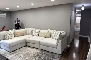 9723 S Keeler Ave, Oak Lawn, IL 60453 - Photo 6