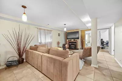 8850 S Mozart Avenue, Evergreen Park, IL 60805 - Photo 16