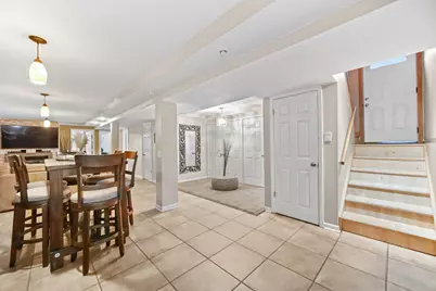 8850 S Mozart Avenue, Evergreen Park, IL 60805 - Photo 14