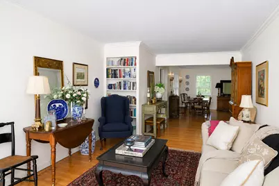 915 N Pine Avenue, Arlington Heights, IL 60004 - Photo 4
