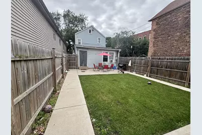 2427 S Christiana Avenue, Chicago, IL 60623 - Photo 12