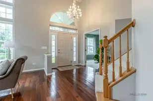 775 Lipizzan Ln, Wauconda, IL 60084 - Photo 2