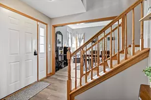 805 Doral Dr, Marengo, IL 60152 - Photo 4