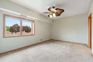 7410 W Lawrence Ave, Harwood Heights, IL 60706 - Photo 8