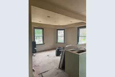 8357 S Marquette Avenue, Chicago, IL 60617 - Photo 30