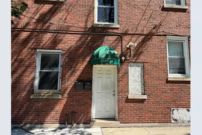 8357 S Marquette Avenue, Chicago, IL 60617 - Photo 4