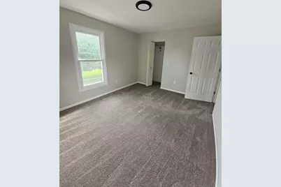 583 S Lasalle Avenue, Aurora, IL 60505 - Photo 14