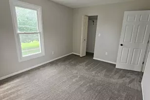 583 S Lasalle Ave, Aurora, IL 60505 - Photo 14