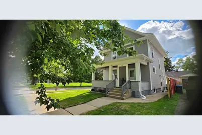 583 S Lasalle Avenue, Aurora, IL 60505 - Photo 2