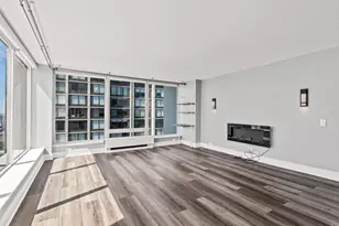 5445 N Sheridan Rd, Chicago, IL 60640 - Photo 8