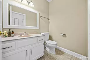 1058 Courtland Pl, Aurora, IL 60502 - Photo 32