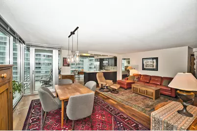 9655 Woods Drive #1001, Skokie, IL 60077 - Photo 10